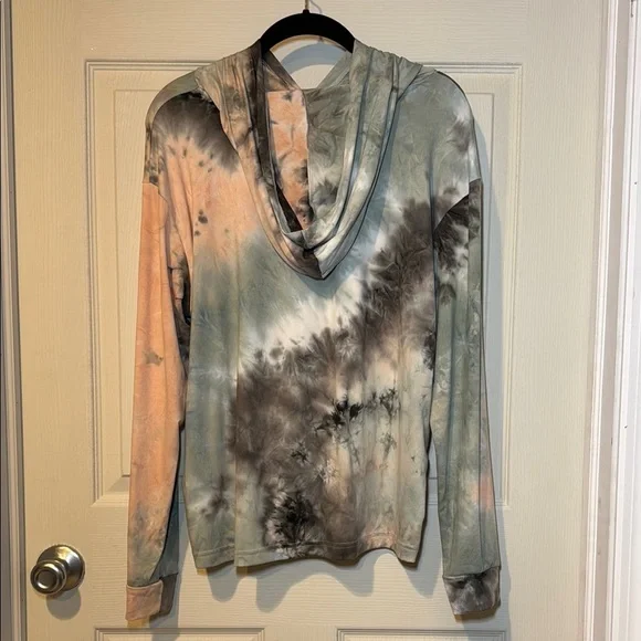 Wallflower Tie-Dye Hoodie - Gray, Green, Peach - Picture 5 of 7